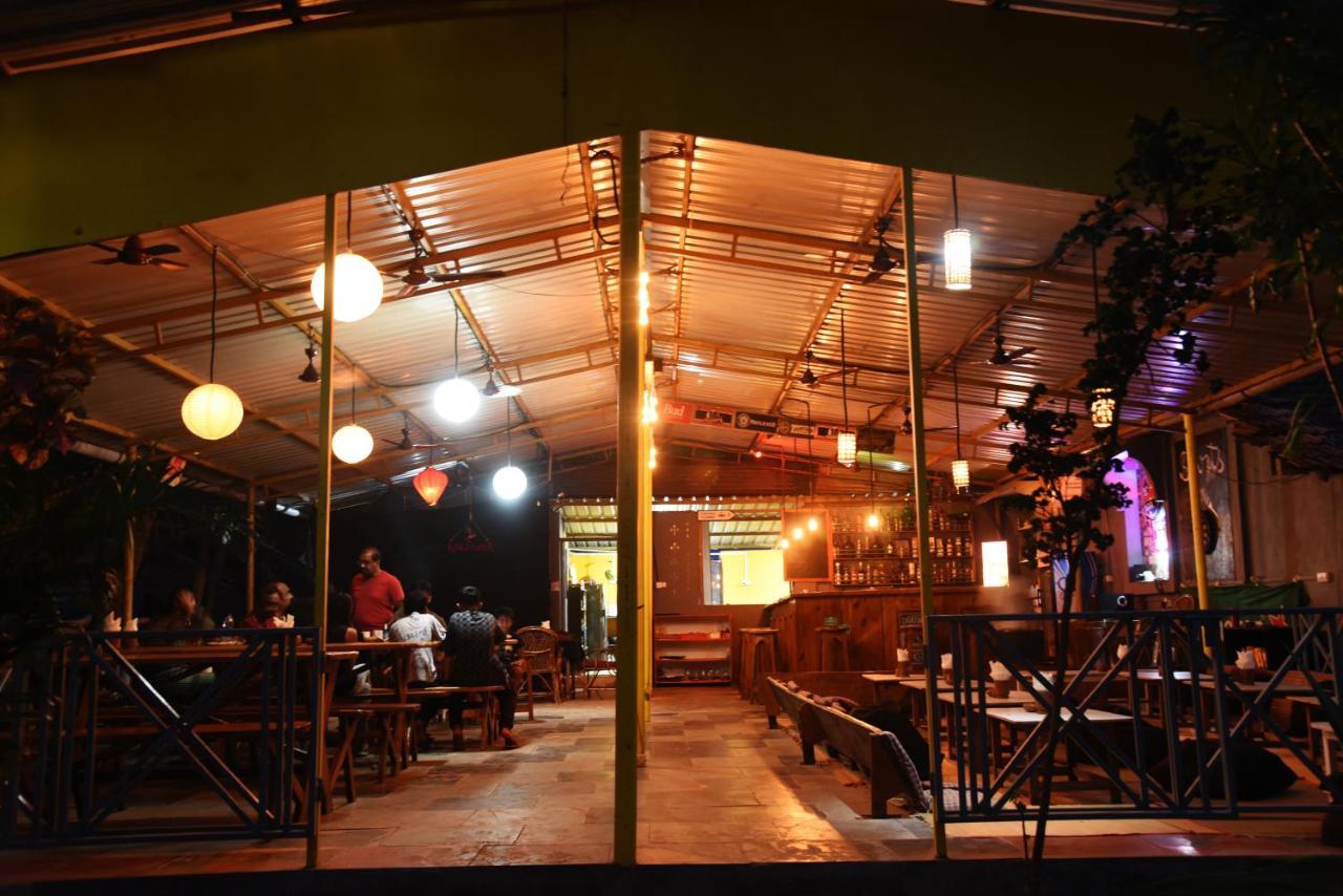 Rockit Cafe & Stay 팔로렘 외부 사진