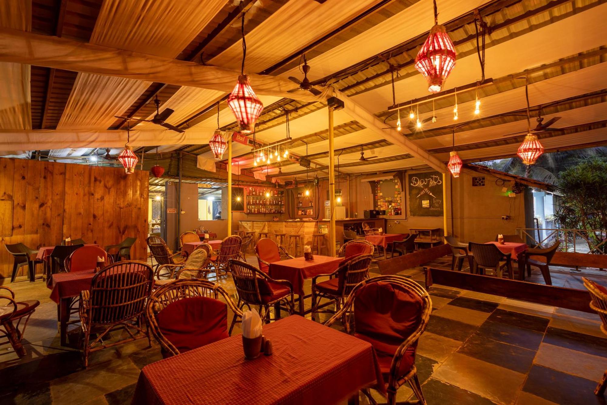 Rockit Cafe & Stay 팔로렘 외부 사진
