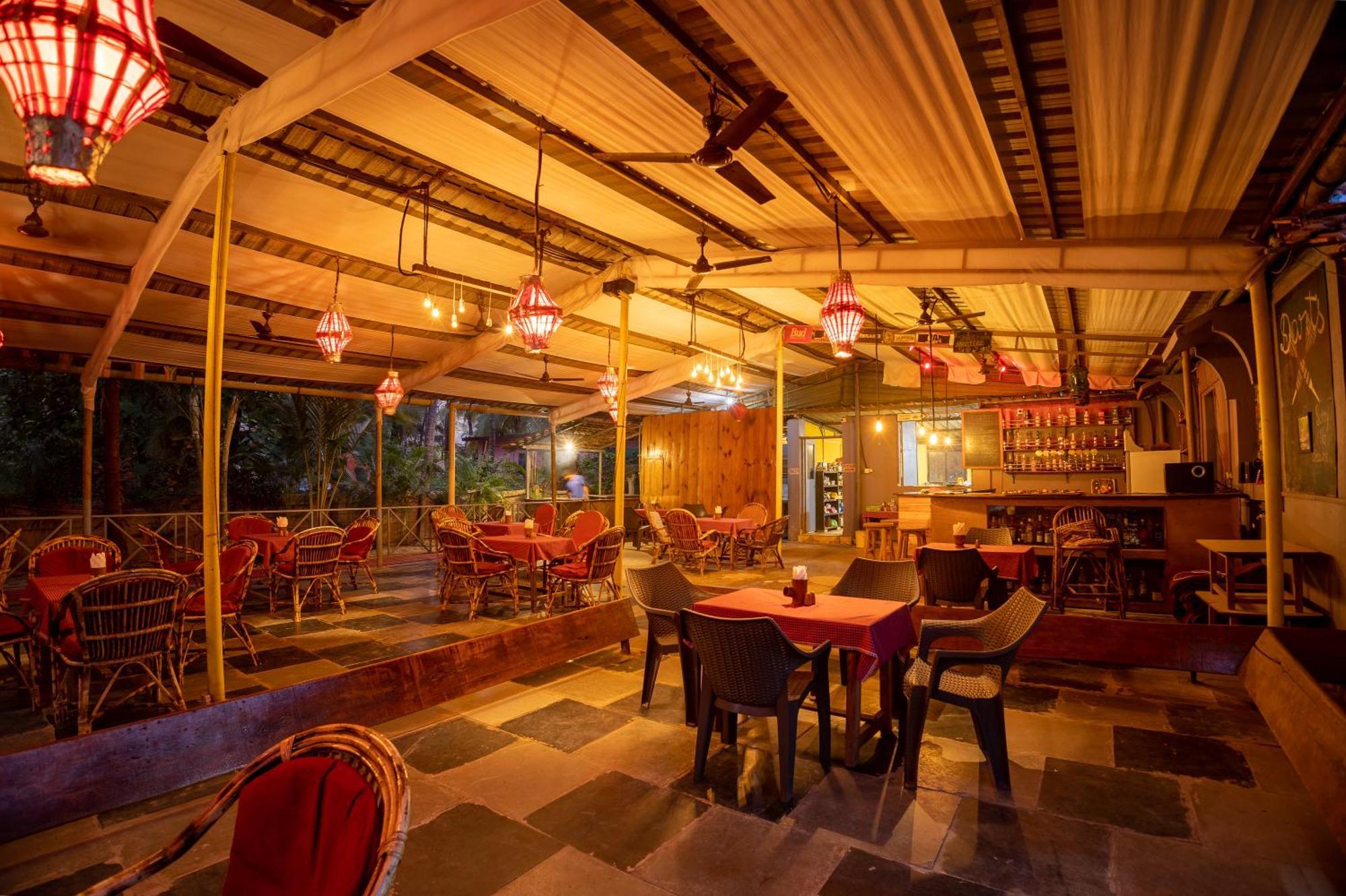 Rockit Cafe & Stay 팔로렘 외부 사진